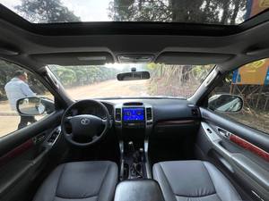 Toyota <span class=keywords><strong>Prado</strong></span> 4.0L 5AT <span class=keywords><strong>GX</strong></span> Sports DVD Edition 5 places SUV intermédiaire 4x4 intégral, modèle 2004-2025, occasion, prêt à l'exportation en Chine, stock disponible - Product Image 3