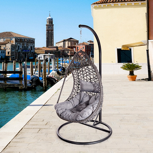 Moderno Conjunto de Muebles Colgantes de Mimbre y Metal para Jardín, Patio o Terraza, <span class=keywords><strong>con</strong></span> Asiento de Columpio de Ratán y Reposabrazos - Product Image 1