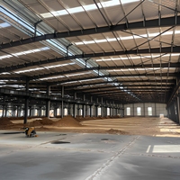 Entrepôt à structure métallique préfabriquée sur mesure, grande structure industrielle en acier à travée libre, bâtiment de stockage