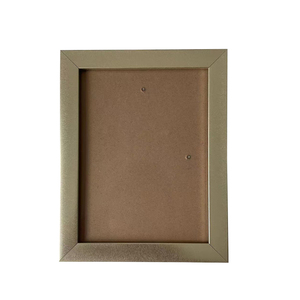 Cadres photo 5x5, 6x6, 7x7, 8x8, cinq couleurs (blanc, marron, or, blanc cassé) – Vente en gros usine à prix abordable pour la maison, le bureau et le couloir - Product Image 5