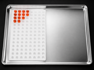 Moule en silicone personnalisé pour bonbons gélifiés avec logo TH, qualité alimentaire platine, compatible FDA LFGB, pour fabricant de suppléments OEM - Product Image 3