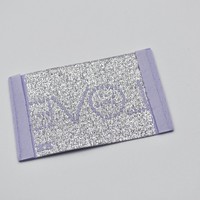 Étiquettes tissées personnalisées en polyester damassé doré métallisé de qualité supérieure, étiquettes en satin TGA haute densité en rouleau, douces pour vêtements, chapeaux, sacs, manteaux