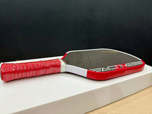 Raquette de pickleball allongée personnalisée EAVX, face en fibre de carbone 3K de 16 mm, noyau en nid d'abeille léger, haute performance, OEM ODM, vente en gros - Product Image 5