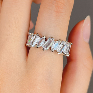 Anello Quadrato Marquise da Donna, Stile Lusso per Pendolari, Accessorio Moda da Dito, Regalo - Product Image 2