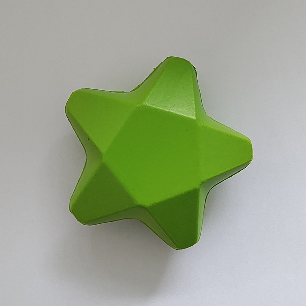 สีเขียวอ่อน