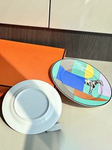 New European Luxury Horse Pattern Porcelain <b>Dinner</b> Plate and <b>Dinner</b> <b>Set</b> - Product Image 6