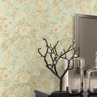 Wallpaper Bunga Mawar Pink Vintage Gaya Pedesaan, Kain Dinding Kustom Motif Tanaman Rambat untuk Kamar Tidur B&B