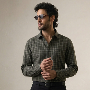 Camisa Casual de Manga Larga a Cuadros Marrón para Hombre, Cuello Clásico, Popelina de Algodón Antiarrugas, Manga Larga, para Otoño - Product Image 1