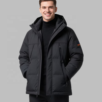 Vestes et manteaux en duvet de canard blanc 90% sur mesure haut de gamme ODM OEM pour hommes, à capuche, avec blocs de couleur géométriques, pour le ski, les activités de plein air, vêtements d'extérieur courts d'hiver
