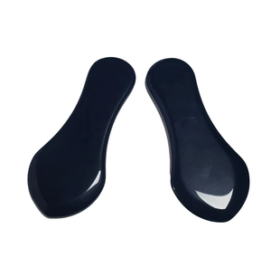 Plantilla con forma de piedra natural, herramienta de belleza Gua Sha de obsidiana negra - Product Image 1