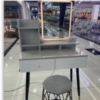 Meja Rias Modern Kaki Tinggi dengan Cermin LED & Rak Penyimpanan, Set Meja Rias dengan Bangku Geometris untuk Grosir