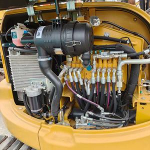 Excavatrice sur chenilles miniature Caterpillar CAT 304 d'occasion de 4 tonnes, modèle 2024, excellent état, prix compétitif, haute qualité, MOOG - Product Image 3