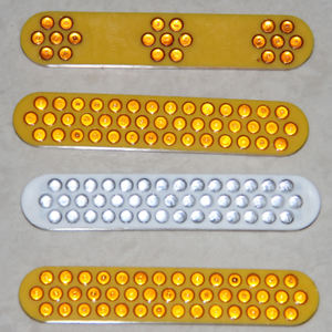 Hochsichtbare Straßenmarkierungslinsen-Reflektoren aus PMMA-Kunststoff für Straßensicherheit - Product Image 2