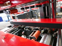 Scelleuse de cartons électrique à ruban adhésif gommé RYS-801 |   Machine automatique de cerclage de boîtes pour l'emballage de boissons et de marchandises