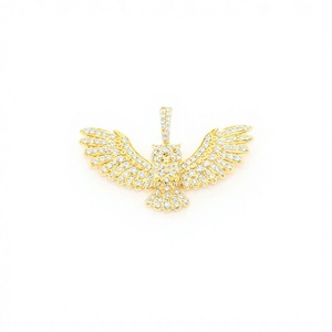 Collier pendentif en argent sterling 925 plaqué or jaune personnalisé avec un hibou volant glacé, style hip-hop vintage, diamant de laboratoire cultivé, cadeau - Product Image 1