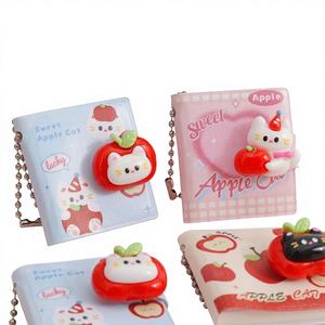 Cuaderno de Bolsillo Kawaii <span class=keywords><strong>con</strong></span> Colgante de Resina de Gato <span class=keywords><strong>con</strong></span> Manzana, Papel de Escritura Suave y Cadena para Colgar, Ideal para Escribir <span class=keywords><strong>en</strong></span> el Diario - Product Image 1