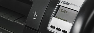 Imprimante de cartes d'identité à transfert inverse Zebra ZXP Série 9 avec lamination, impression recto-verso, couleur ou monochrome, 190 cartes/h, 300 dpi, 20 kg - Product Image 1
