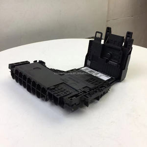 Boîtier de protection de <span class=keywords><strong>batterie</strong></span>, unité de protection de <span class=keywords><strong>batterie</strong></span>, boîte à fusibles 9665232380 d'origine <span class=keywords><strong>pour</strong></span> Dongfeng Peugeot 508 C4L - Product Image 2
