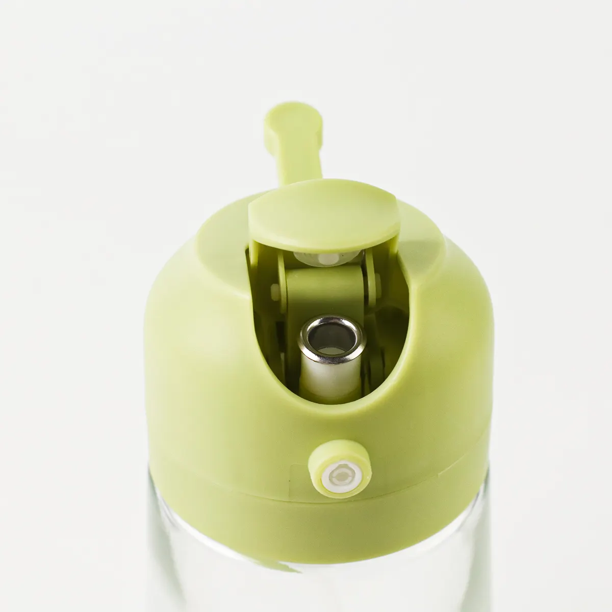卸売金属ガラスプラスチック食用オリーブオイルスプレーディスペンサーボトルカップ食品安全ミストスプレーボトルエッセンシャルオイルボトル