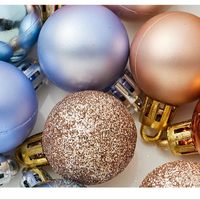 Divers durables promotionnels utilisant 7*7 mini boule de Noël en plastique blanc de 3cm en boîte