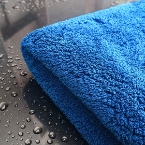 Serviette de lavage auto en microfibre corail 80x50cm bleu roi, tissu de nettoyage épaissi pour le detailing automobile - Product Image 4