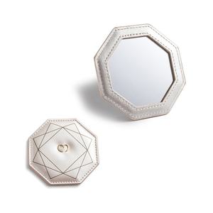 Espejo de Maquillaje Clásico de Cuero PU con Textura Lujosa, Espejo Redondo de Bolsillo Portátil para Viajes - Product Image 3