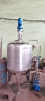 Machine industrielle 300L Acier inoxydable Réservoir de mélange de lait à haute viscosité 304 316L avec agitateur