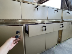 Illuminazione a LED personalizzabile in metallo acrilico espositore <span class=keywords><strong>per</strong></span> gioielli da banco di fabbrica diretta al dettaglio <span class=keywords><strong>per</strong></span> il centro commerciale gioielli padiglione - Product Image 5