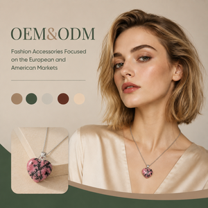 Collares con colgante de plata al por mayor OEM/ODM con forma de corazón y gema de rodonita para mujer - Product Image 1