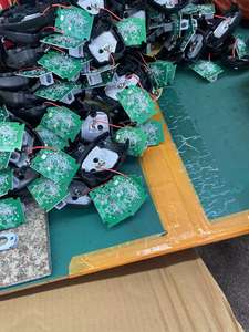 Microphone dynamique portable Kirisun T60 T65 W60 W65 avec casque <span class=keywords><strong>à</strong></span> <span class=keywords><strong>distance</strong></span> en métal et plastique <span class=keywords><strong>pour</strong></span> radios de communication robustes - Product Image 6