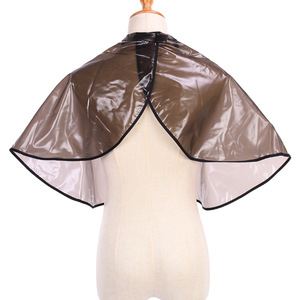 Capa de Peluquería Wanmei Beauty de PVC Antiadherente para Uso en Salón de Belleza - Product Image 5