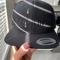 Topi Trucker katun Logo tambal kulit kustom penutup belakang jala dengan gesper plastik 6 panel gaya 112 topi Trucker Snapback