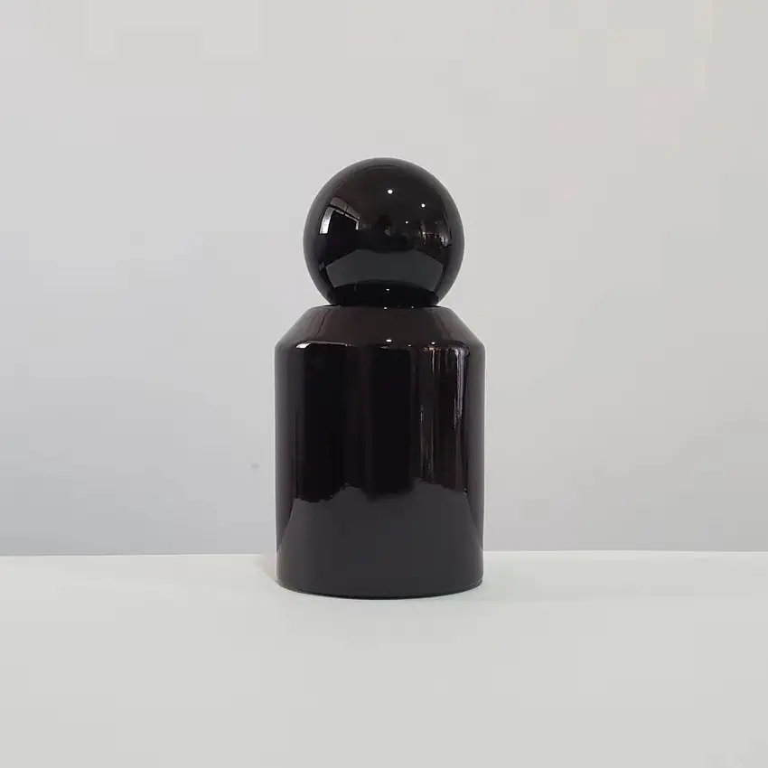 Bottiglia di profumo in vetro con tappo a sfera nero lucido da 30ML e 50ML di lusso