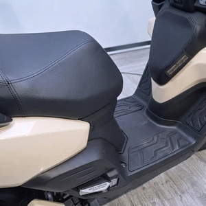 Moped électrique <span class=keywords><strong>tout</strong></span>-<span class=keywords><strong>terrain</strong></span> Adventure DNA avec gros pneus pour les balades en extérieur et en ville - Product Image 6