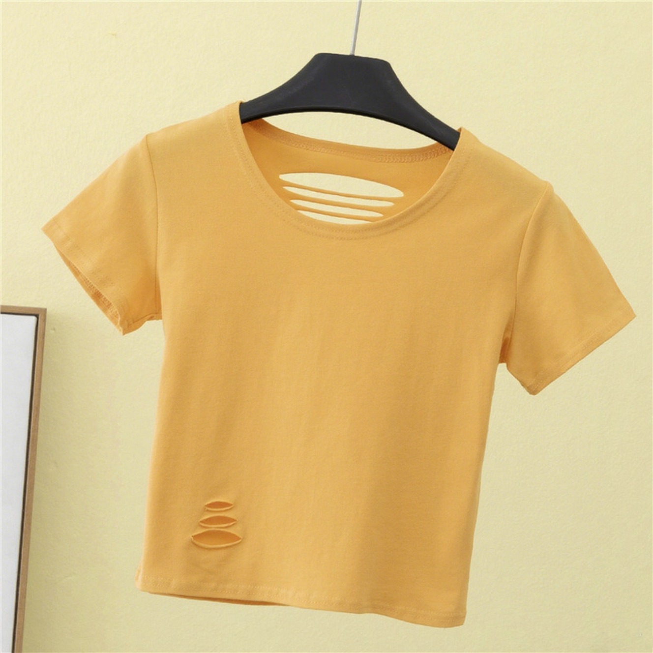 สีเหลือง