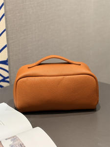 Borsa <span class=keywords><strong>da</strong></span> Donna in Vera Pelle di Lusso Personalizzata, Resistente e Capiente, per Viaggi e Cosmetici - Product Image 3