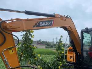Excavatrice d'occasion SANY SY75C / SANY SY75C d'occasion de taille moyenne, forte puissance, adaptée à divers projets - Product Image 4