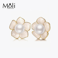 Anting-anting kancing mutiara putih air tawar murni 925 lapisan emas 18K desain bunga perhiasan mutiara modis