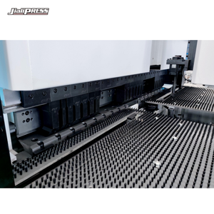 2000mm Light Duty Arm-hold Rotation Panel Bender com configuração padrão para 1.5mm Steel Metal na fabricação de chapas metálicas - Product Image 5