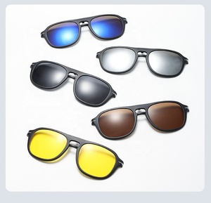 Custom logo polarizzato <span class=keywords><strong>Clip</strong></span> su <span class=keywords><strong>occhiali</strong></span> da sole polarizzanti magnetici <span class=keywords><strong>con</strong></span> cinque <span class=keywords><strong>Clip</strong></span> di visione notturna <span class=keywords><strong>occhiali</strong></span> da sole uomini di vetro magnetico - Product Image 2