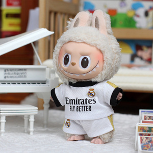 Ropa para Muñecos de Peluche Labubu, Camiseta de Fútbol Blanca Emirates Fly Better, Ropa de Juguete para Niños de 2 a 4 Años, Unisex - Product Image 3