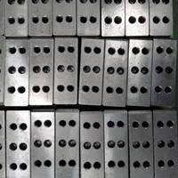 Requisitos Especiales, Material Personalizado, Precisión en Plástico, Equipos Industriales, Diseños Distintivos, Artesanía Fina Mediante CNC