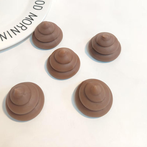 Jouets farfelus et originaux anti-stress en forme de caca, idéaux pour les collègues de bureau - Product Image 4