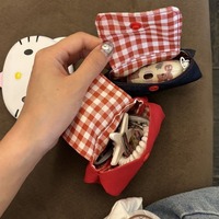 Gantungan Tas Earphone Kotak-kotak Merah Kecil Grosir, Lucu, Cantik, Portabel, Dompet Koin Mini