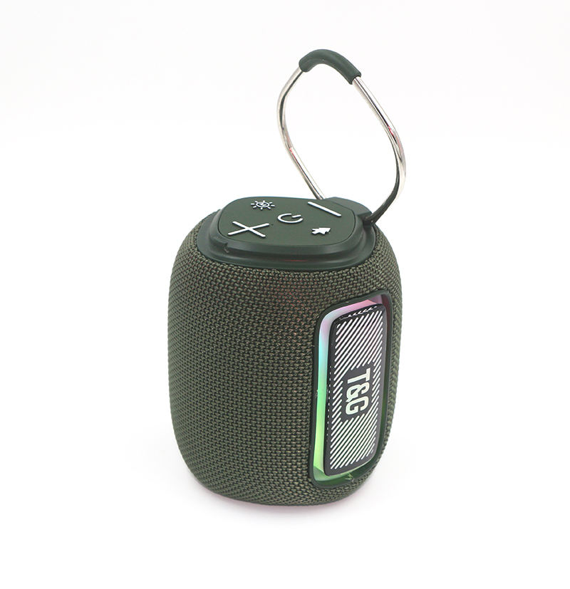 สีเขียว