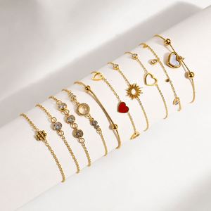 Pulsera de Cadena Clásica y Moderna de Acero Inoxidable con Baño de Oro de 18K y Circonitas, Regalo para Mujer - Product Image 6
