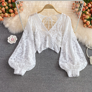 Blus renda seksi wanita lengan panjang Puff leher-v elegan blus pesta wanita atasan pendek punggung terbuka - Product Image 3