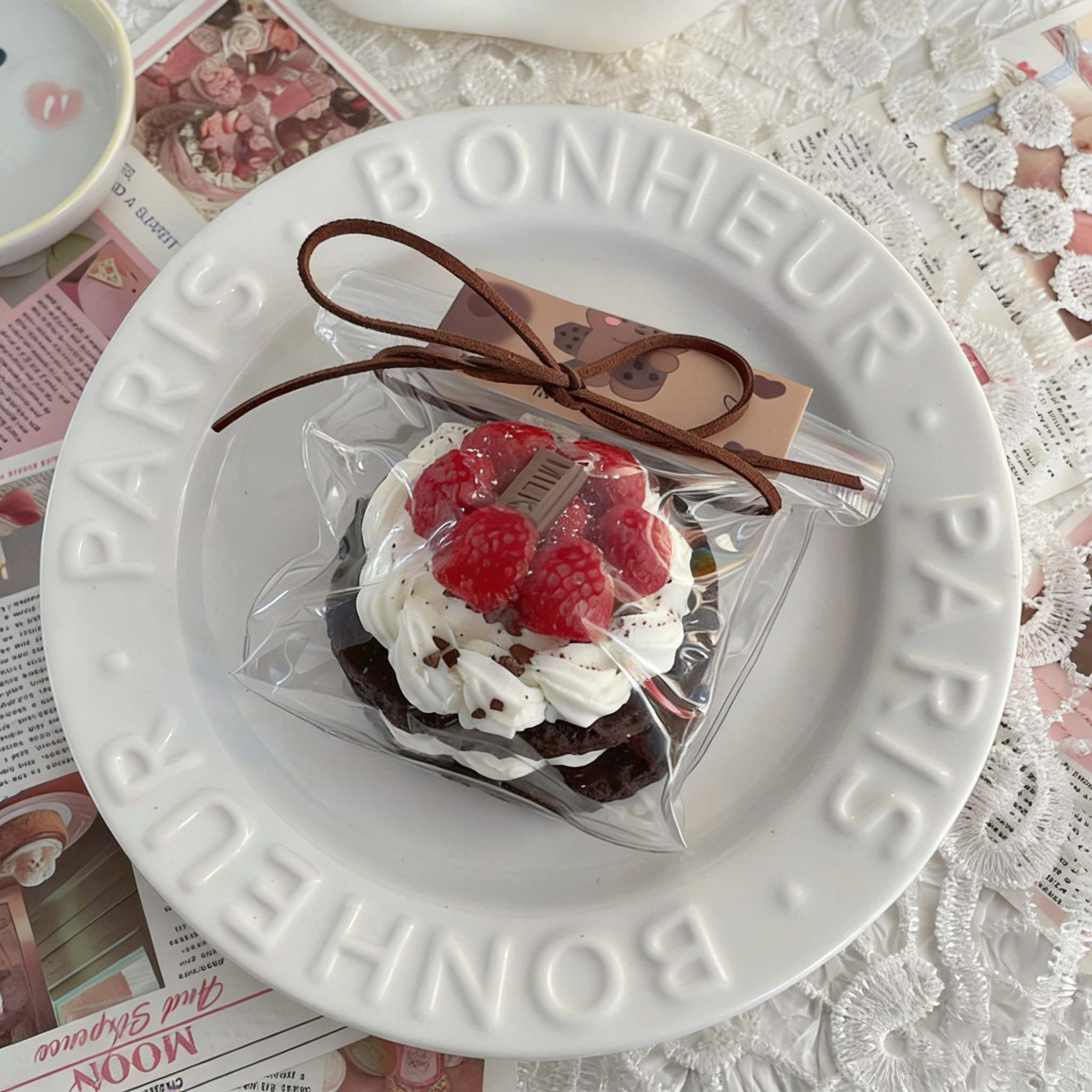 Tarte au chocolat et aux framboises Squishy[185g]