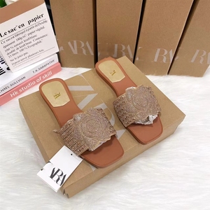 <span class=keywords><strong>Sandales</strong></span> plates dorées contemporaines pour femmes, style pieds nus, à bout ouvert, souples, antidérapantes, légères, pour l'extérieur, avec strass - Product Image 4