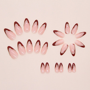 Fournisseur en gros 3D Irrégulier Vintage Plaqué or <span class=keywords><strong>Rouge</strong></span> Français Amovible <span class=keywords><strong>Faux</strong></span> <span class=keywords><strong>ongles</strong></span> Forme d'amande Matériau ABS <span class=keywords><strong>Faux</strong></span> <span class=keywords><strong>ongles</strong></span> - Product Image 3